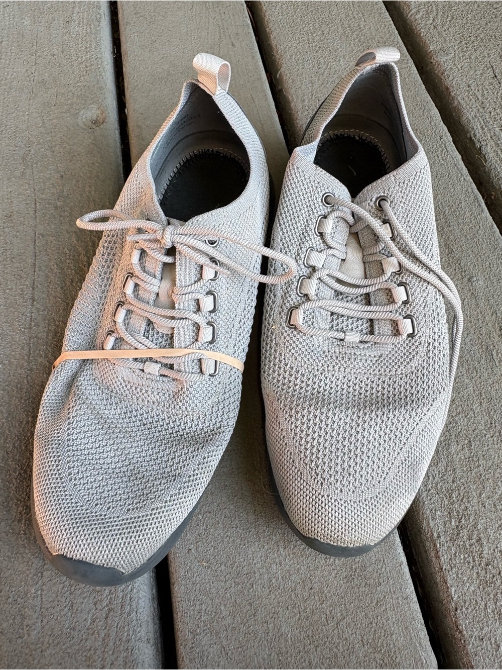Men's Light Gray Knit Lace-Up Sneakers